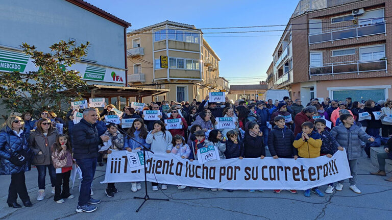 manifestacion-carretera_tardienta_2024 (4)