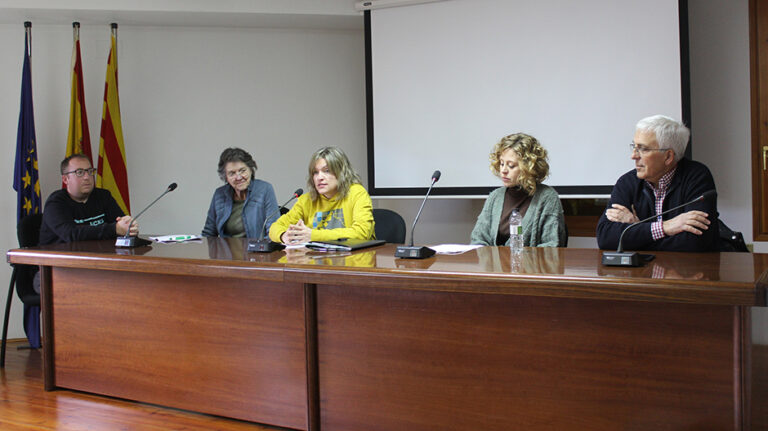 reunion_vecino_lanaja_agua (3)