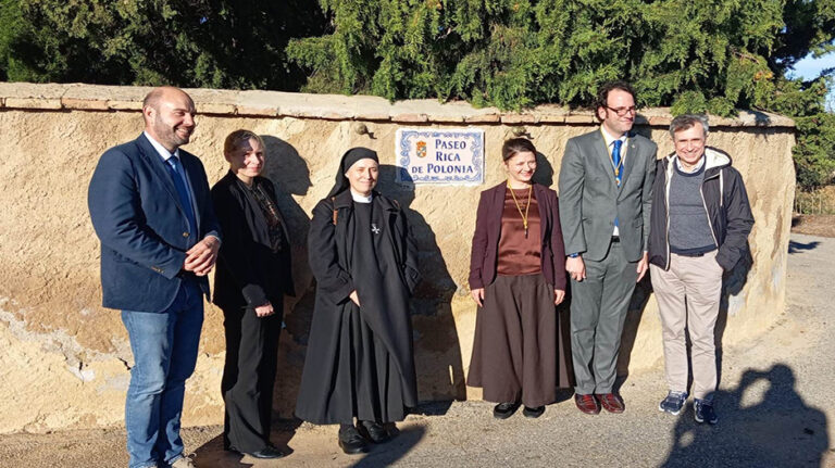 inauguración_paseo_polonia copia