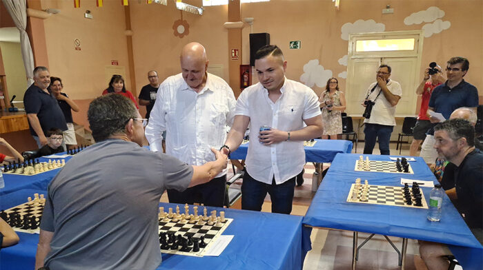 ajedrez_pulvett_simultaneas2 copia