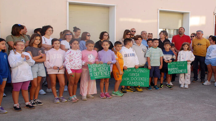 concentracion_jueves_colegio_sariñena